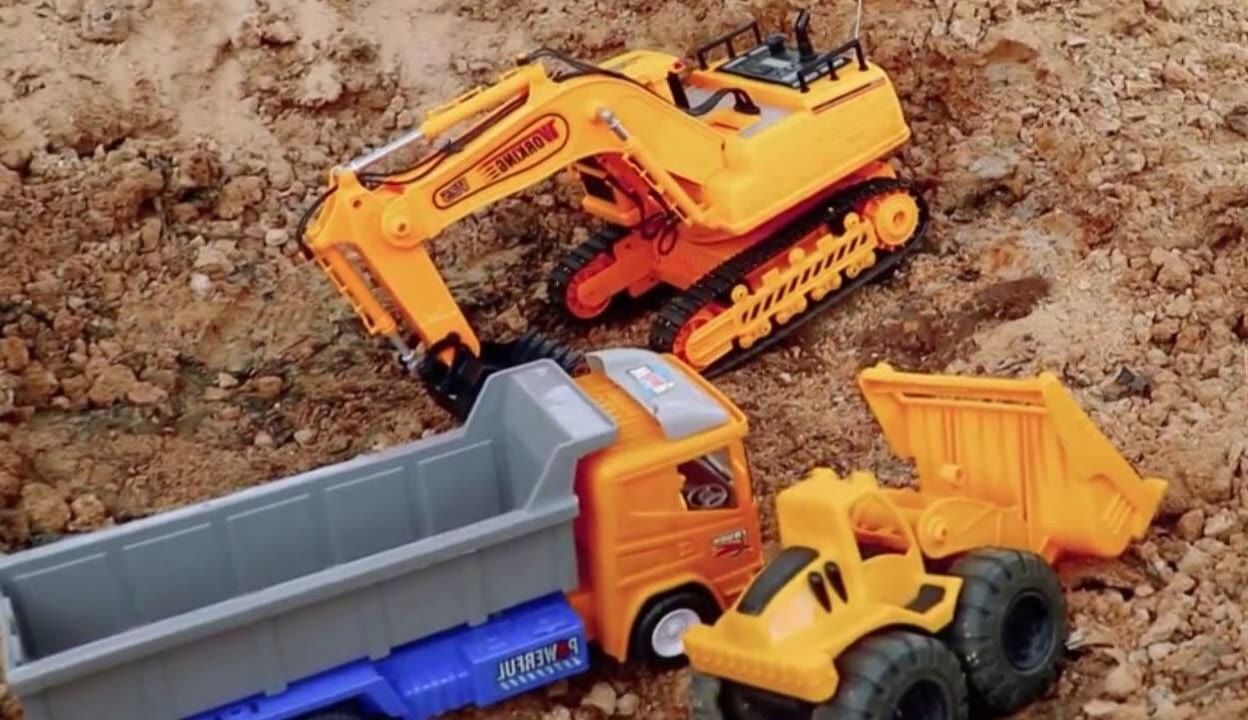 拓山重工：公司目前产品主要应用于挖掘机、推土机等履带式工程机械设备的行走机构这些设备广泛用于高速铁路、桥梁建设、水利水电等大型基建项目